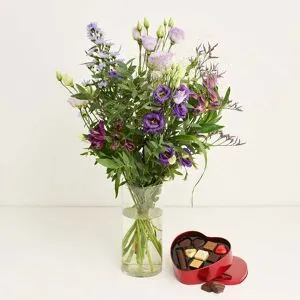 Interflora Den fortryllende med chokoladehjerte