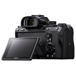 Sony A7 III kamerahus + FE 28-70mm f/3,5-5,6 OSS