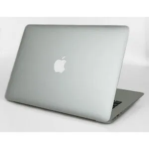 Apple MacBook Air 13-tums Mid 2013 i5 4GB 256SSD (beg med mura*)  Som ny
