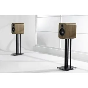 Q Acoustics 3030c Valnöt
