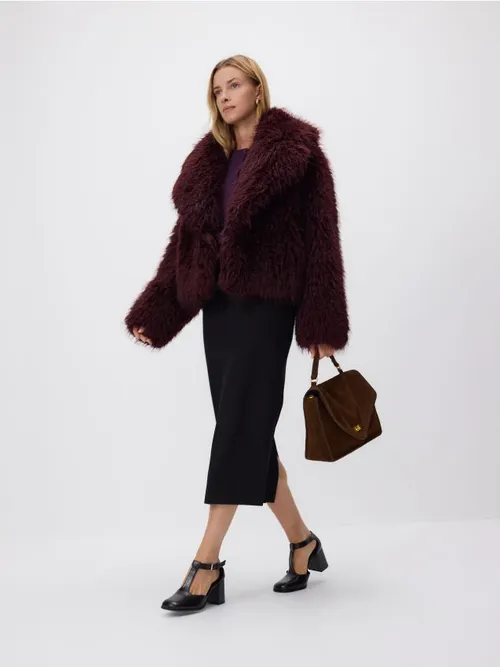 Reserved - Zamszowa torebka z paskiem - brązowy