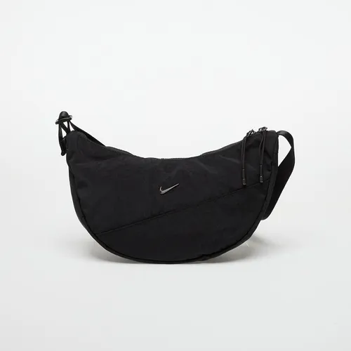 Taška Nike Aura Crescent Crossbody Bag (4L) Black/ Black/ Gunmetal 4 l